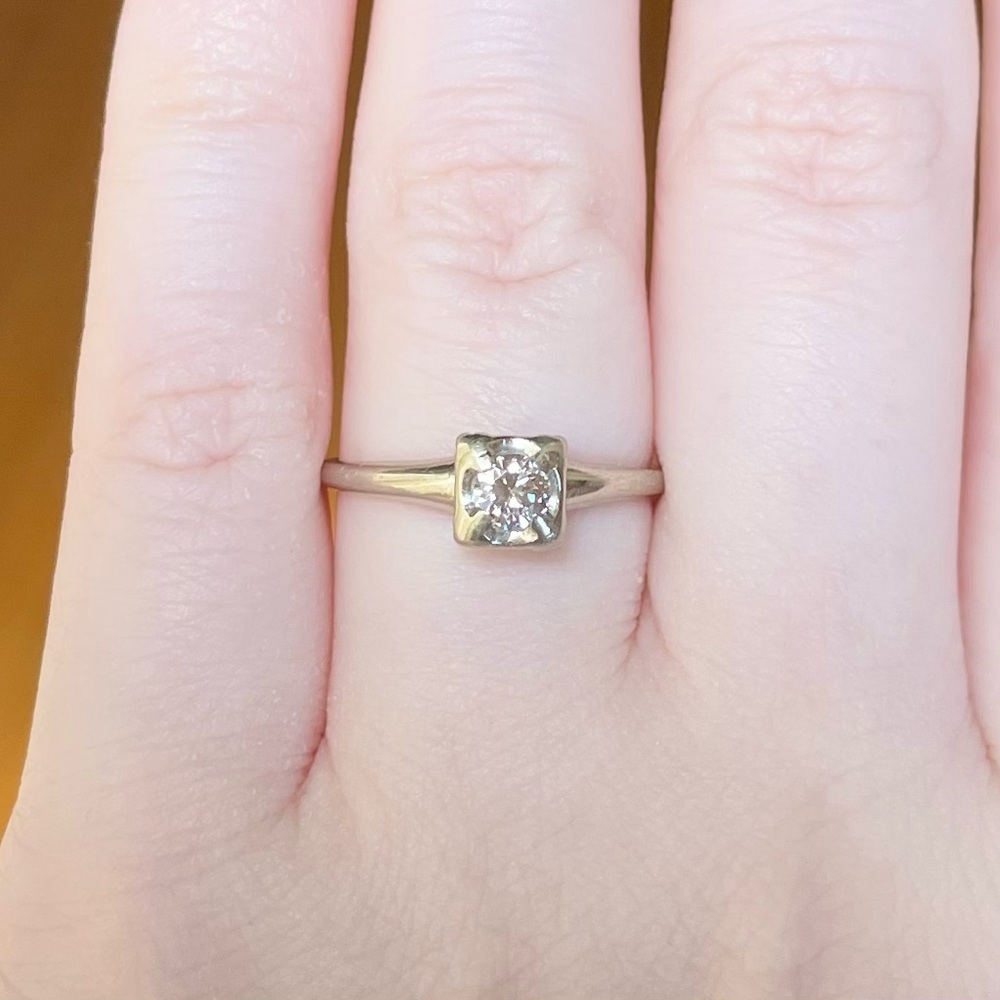 14K Vintage quarter carat round Diamond white gold Artcarved engagement ring - Picture 3 of 13